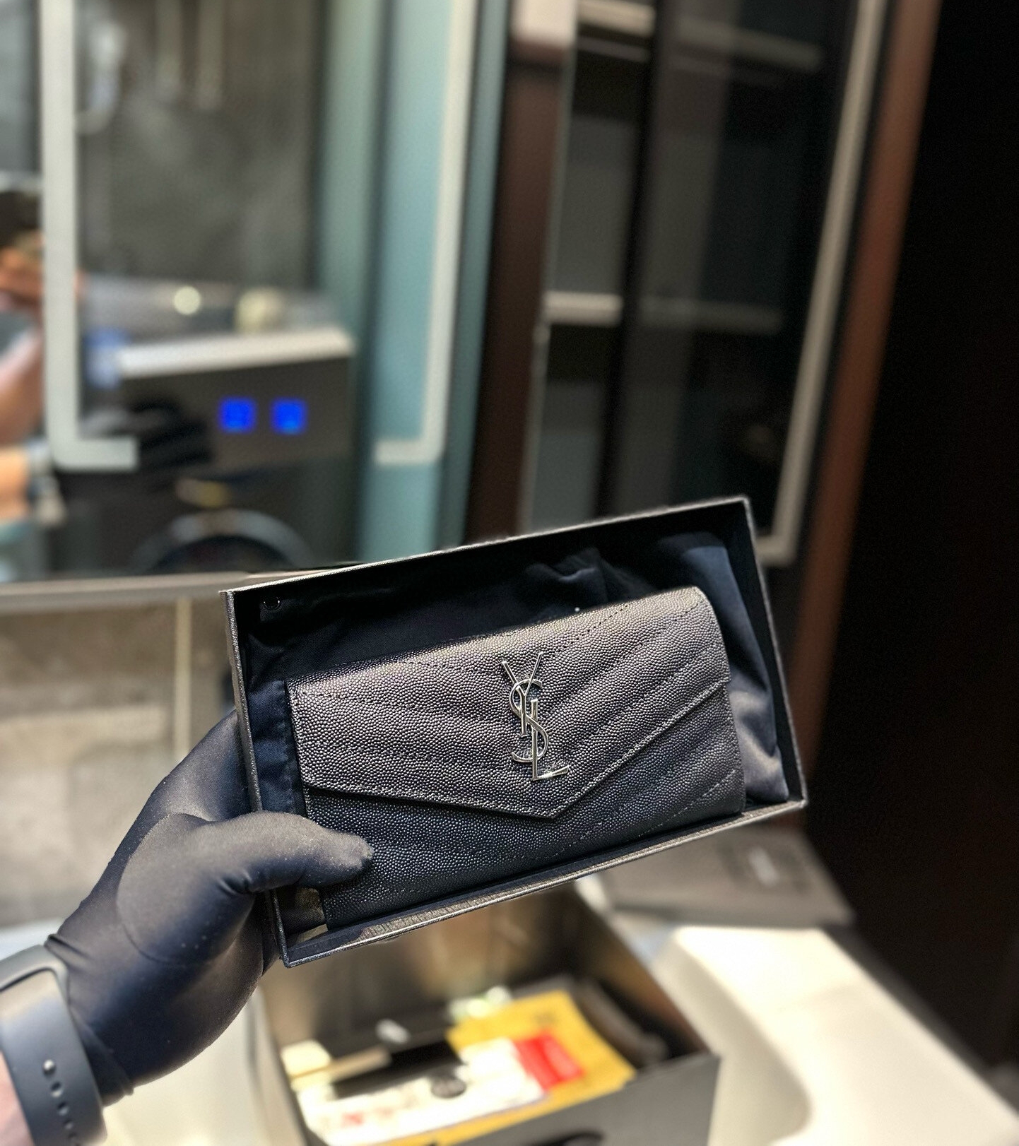 YSL card wallet 19 10cm